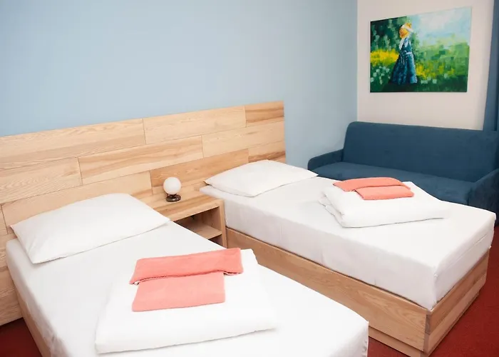 Hotell Aurum 4*