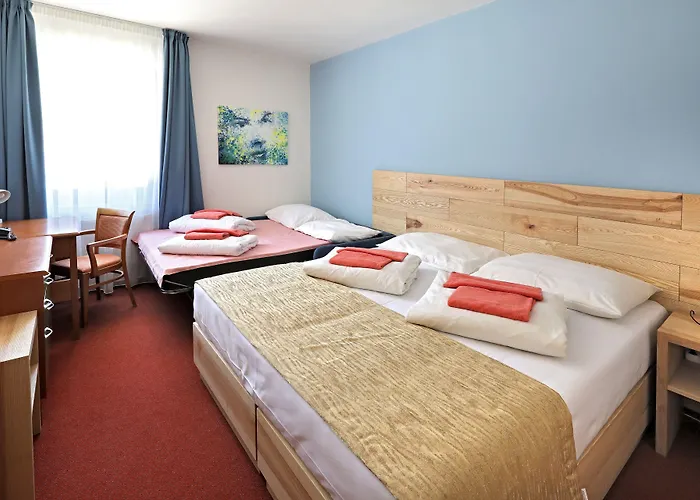 Aurum 4*